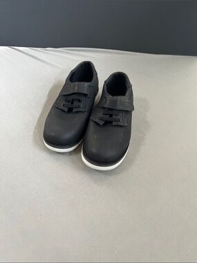 Kids Black Slip-On Casual Shoes with Hook Strap